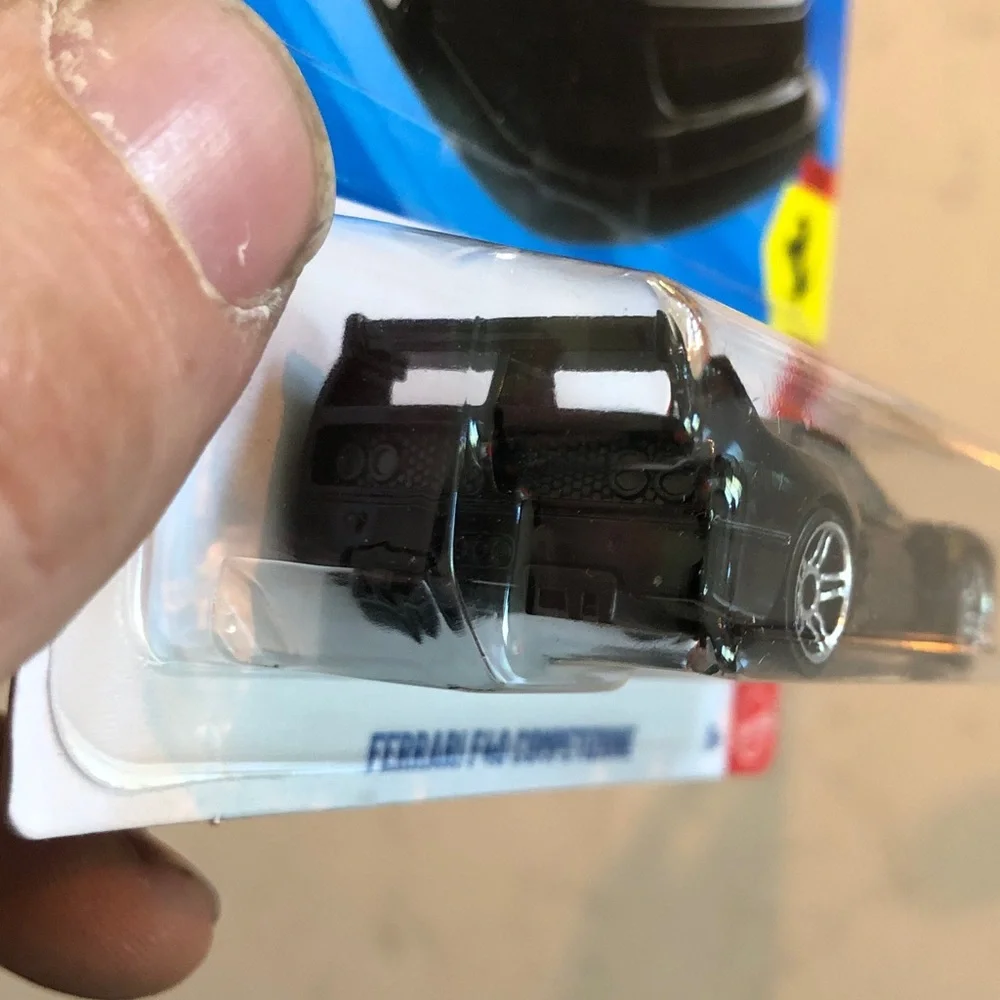 Mattel Hot Wheels Black Ferrari F40 Toy Car